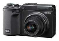 Ricoh GXR + RICOH LENS S10 24-72mm